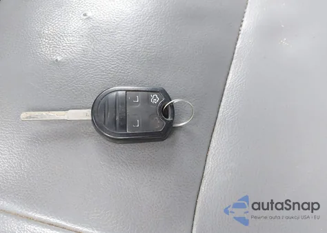 2017 Ford Transit T-250 z USA, uszkodzony, nr VIN 1FTYR2ZM9HKB13231